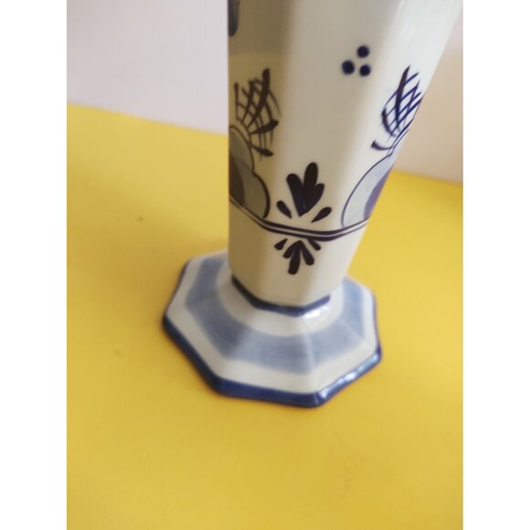 Vintage large 8.5" Delft Hand Painted Blue & White Vase - Picture 8 of 12